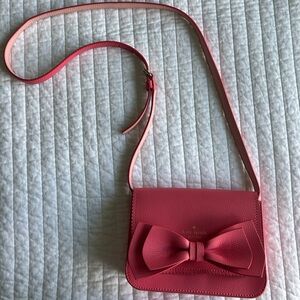 Kate Spade pink bow crossbody purse